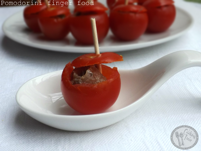 Pomodorini finger food